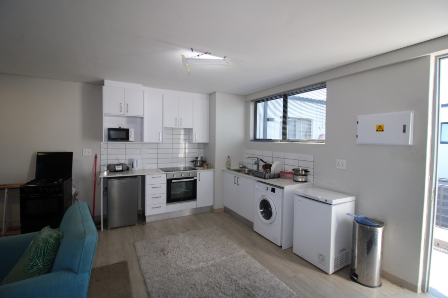 To Let 2 Bedroom Property for Rent in Somerset West Western Cape